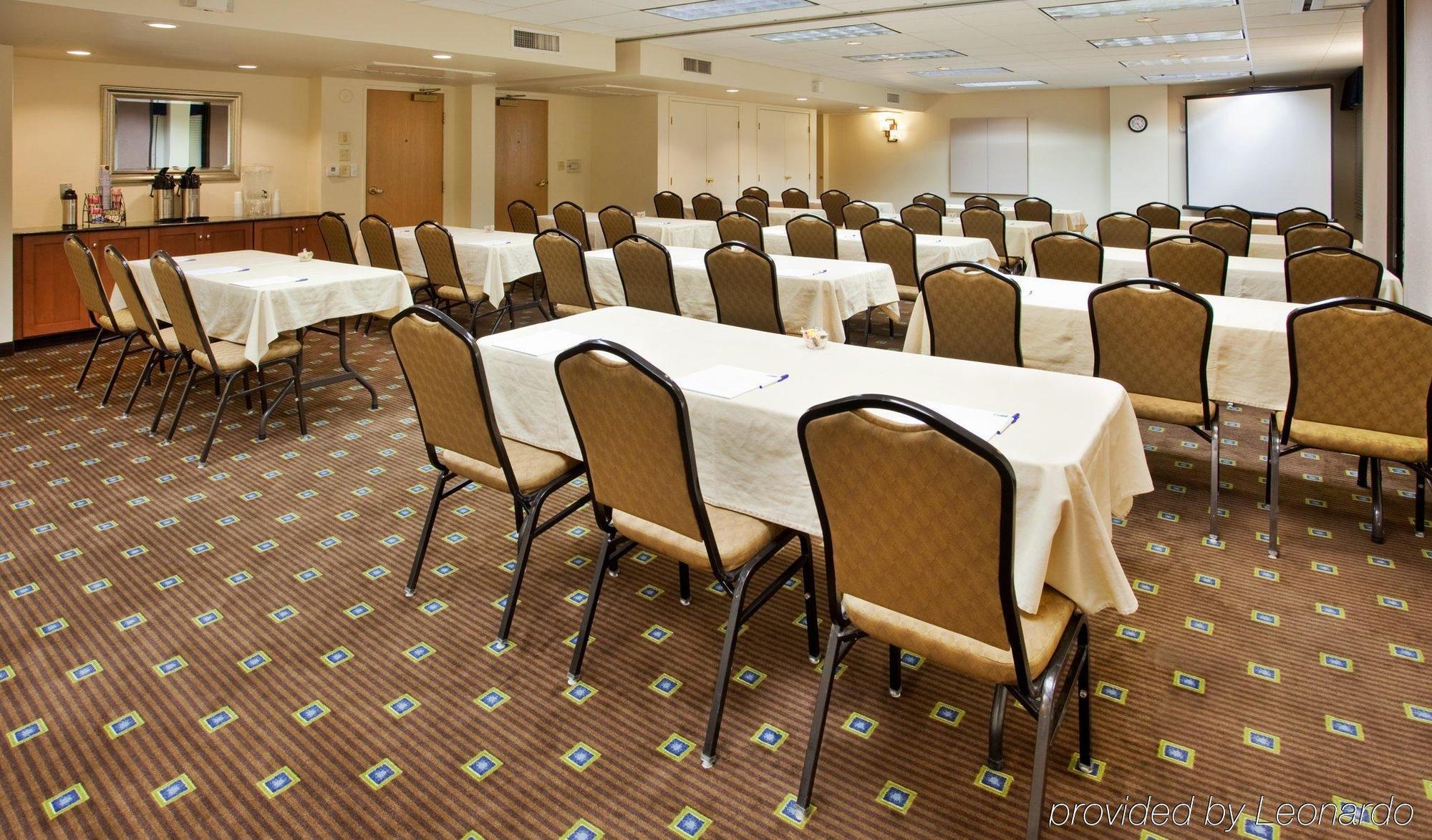 Holiday Inn Express Scottsdale North By Ihg Удобства фото